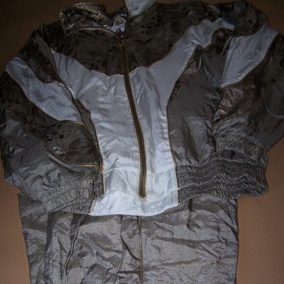 Active Frontier Int. Ladies Small Taupe Nylon Jogging / Leisure Wear Suit Set - Picture 1 of 13